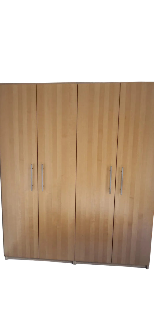 Wooden Closet without cabinets