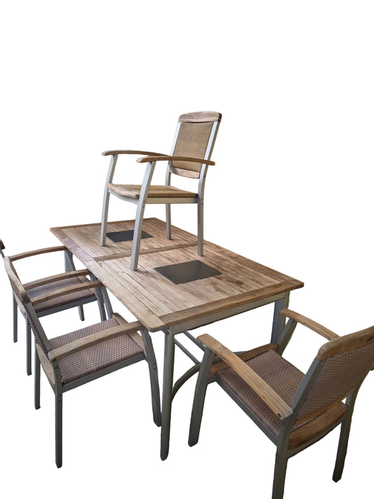 Tuintafel en 4 stoelen, table jardin et 4 chaises